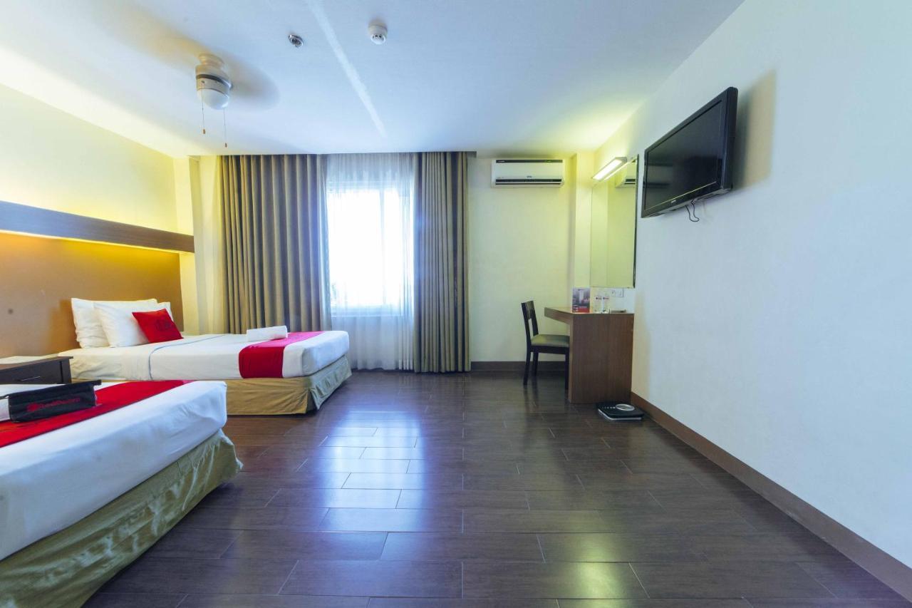 Reddoorz Premium @ The Ritz Garden Oases Hotel Davao City Kültér fotó