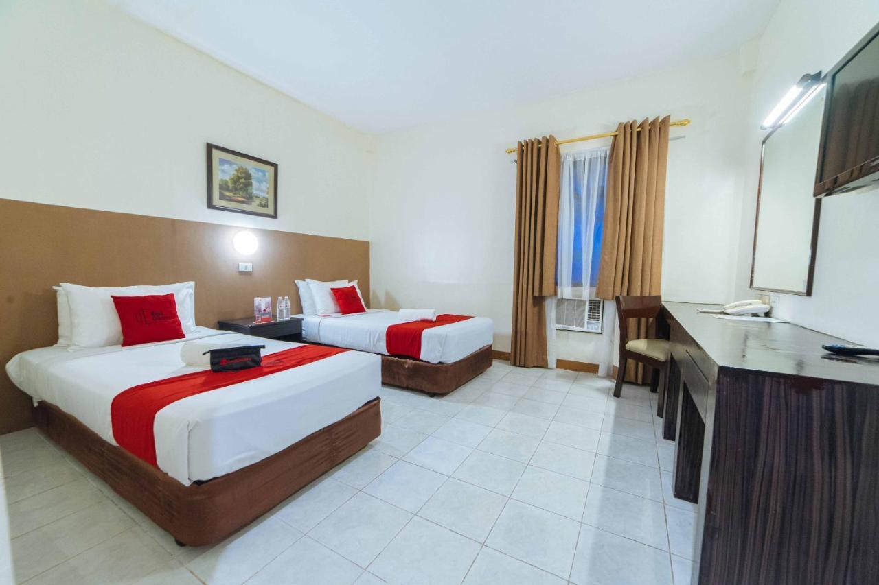 Reddoorz Premium @ The Ritz Garden Oases Hotel Davao City Kültér fotó