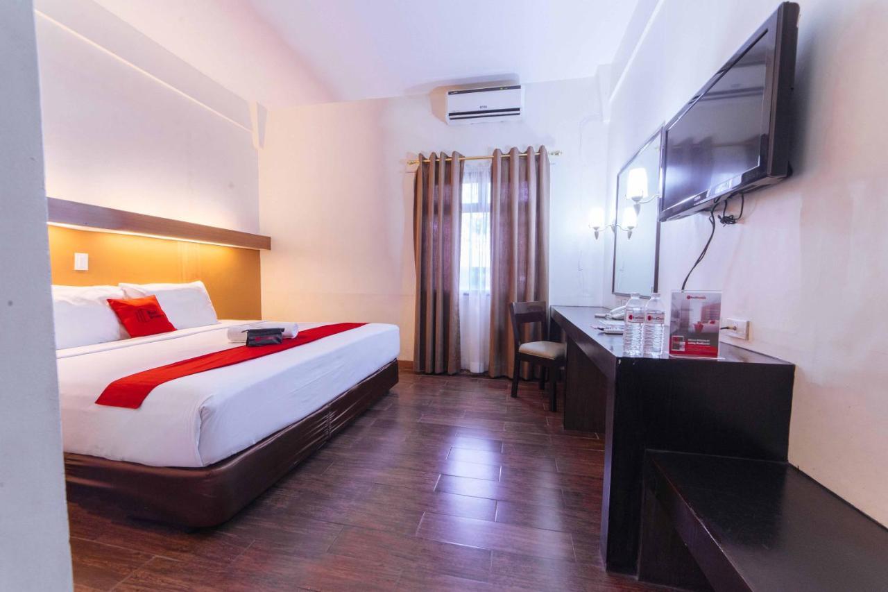 Reddoorz Premium @ The Ritz Garden Oases Hotel Davao City Kültér fotó